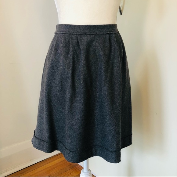 Banana Republic charcoal grey wool skirt - Picture 1 of 8